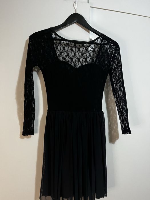 Sukienka midi czarna koronka S
