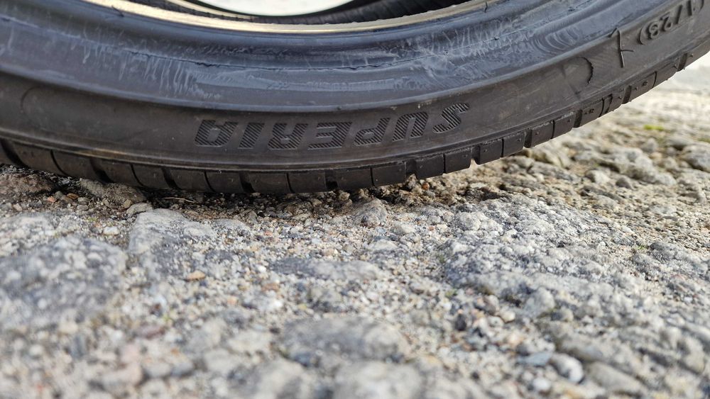 À venda vários pneus em cexcelente estado