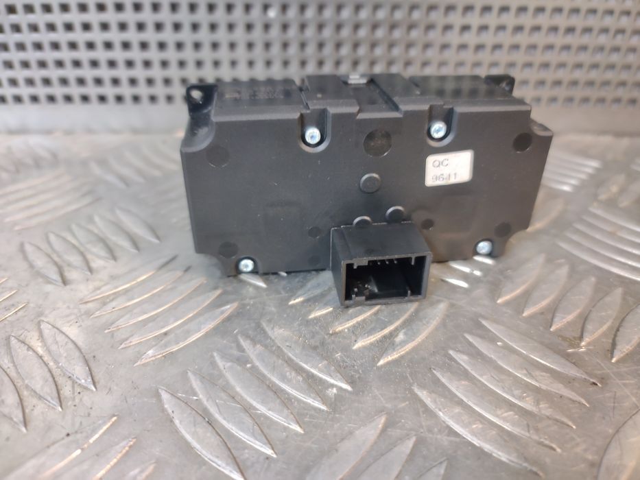 Botão comando de Luzes Faróis Bmw Serie 5 E60 E61 Lci