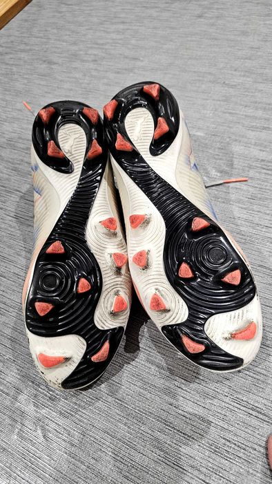 Chuteiras Puma Future 8 PRO AG/FG