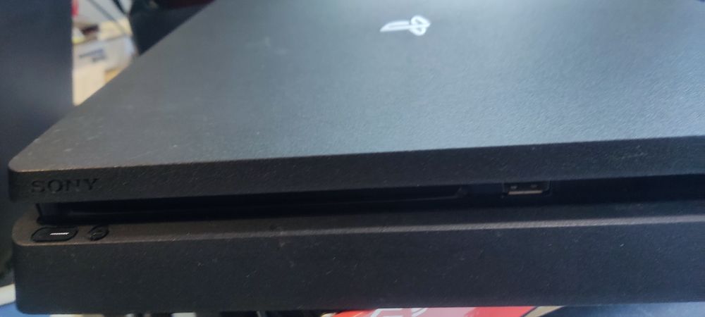 PlayStation 4 Slim 500GB