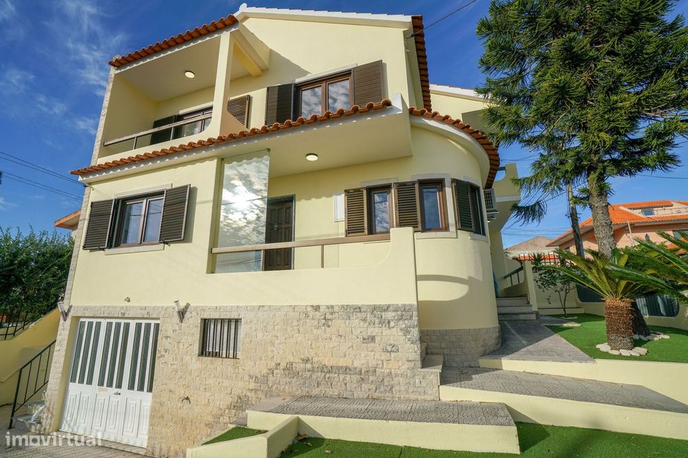 Fantástica Moradia Remodelada Abuxarda Vista Mar