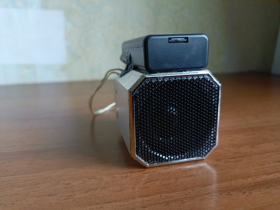 Продам портативну колонку