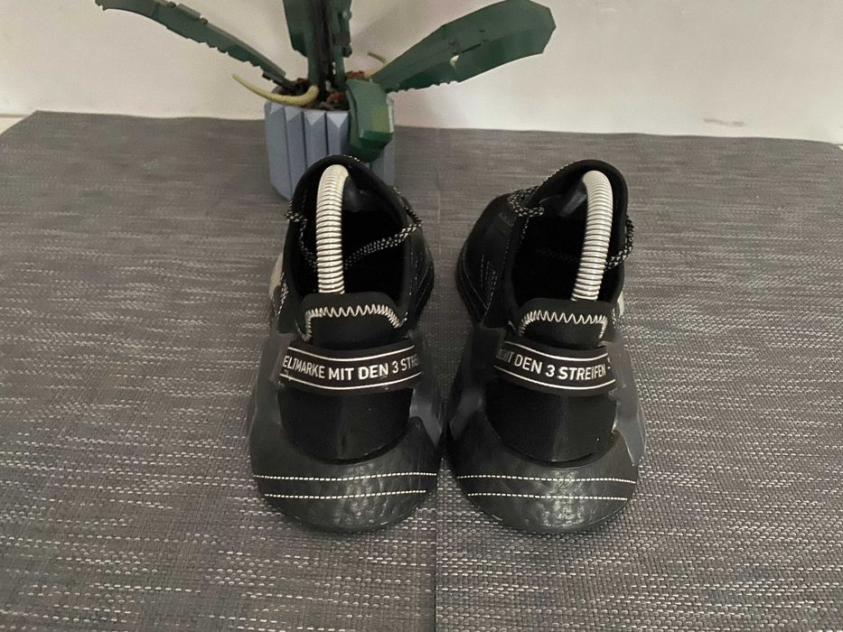 Buty Adidas NMD R1 V2 Cloud GZ3404 ,damskie ,Rozmiar 38,super stan