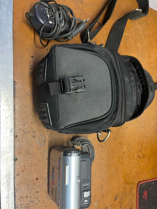 Відеокамера Samsung Digital Cam Corder model  VP-D352 аккумулятор неробочий