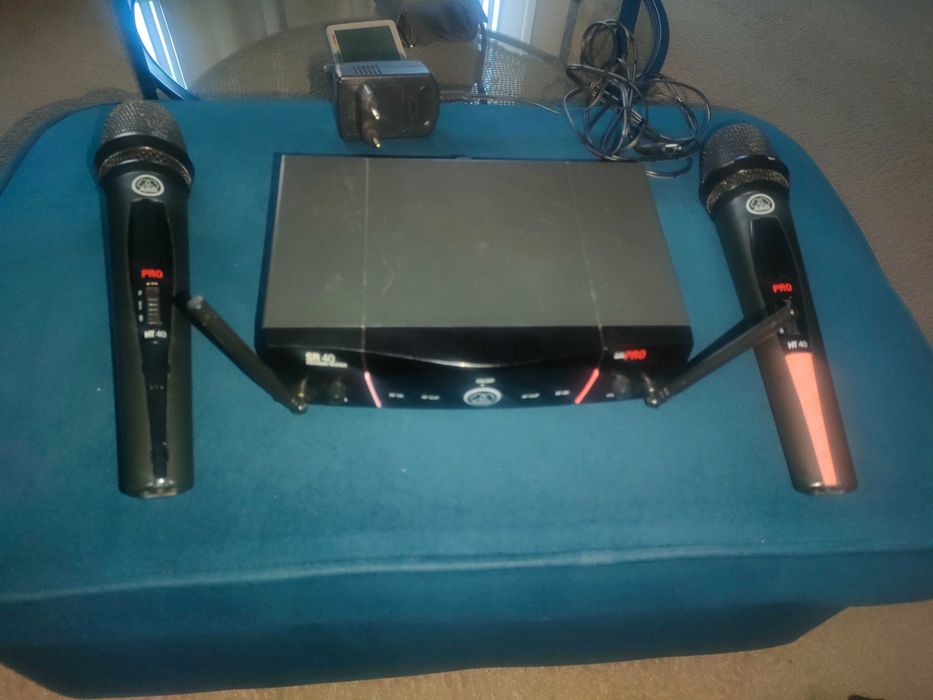 Zestaw mikrofonów bezprz. AKG Dual Pro - stan BDB