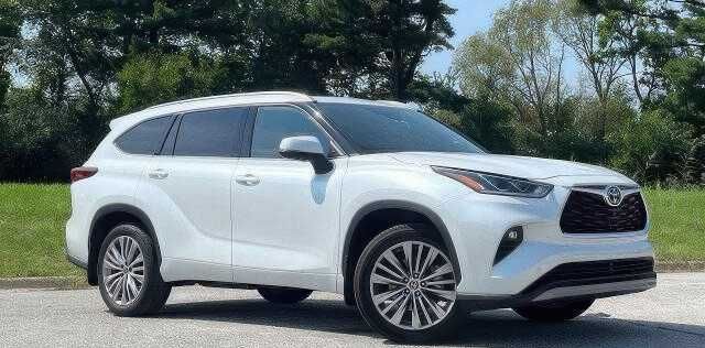 2022 Toyota Highlander Platinum