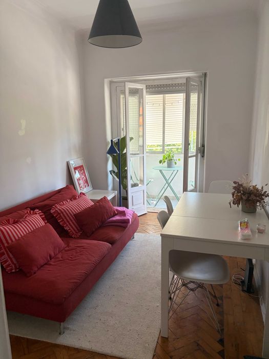 Quarto para arrendar Alvalade