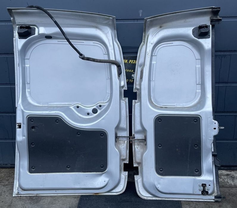 Двері задні Розпашонка Peugeot Bipper Fiat Fiorino Qubo Citroen Nemo