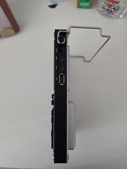 uConsole Clockwork com CM5 8Gb RAM + 64Gb Armazenamento