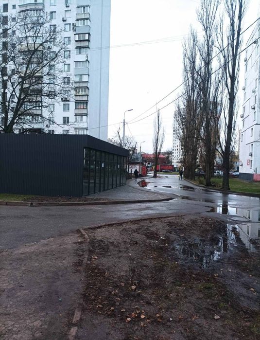 Здається приміщення вул. Братиславська 2, 30м²