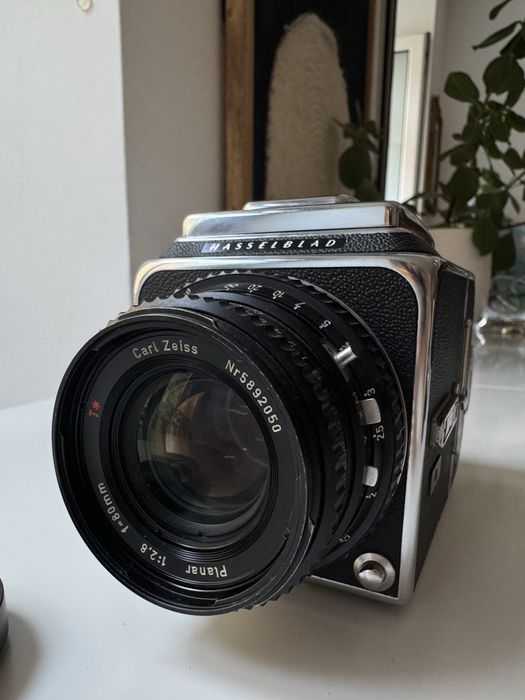 Hasselblad 500cm Carl Zeiss planar 80mm