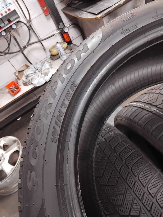Шини бу 265/45 R21 Pirelli Scorpion Winter Комплект Зима