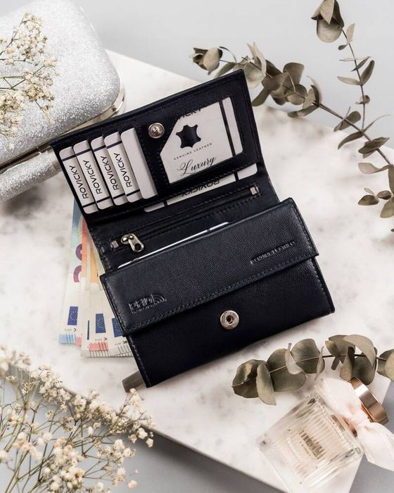 skórzany kompaktowy portfel damski - rovicky