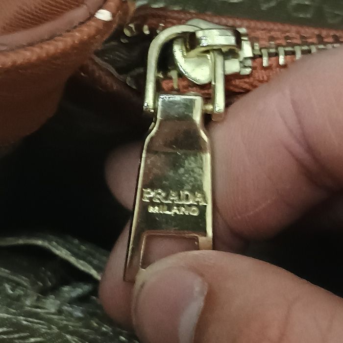 Женская сумка Prada