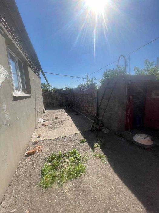 Продам терміново міцний цегляний будинок в Дергачах