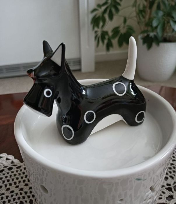Terier szkocki figurka porcelanowa AS Ćmielów