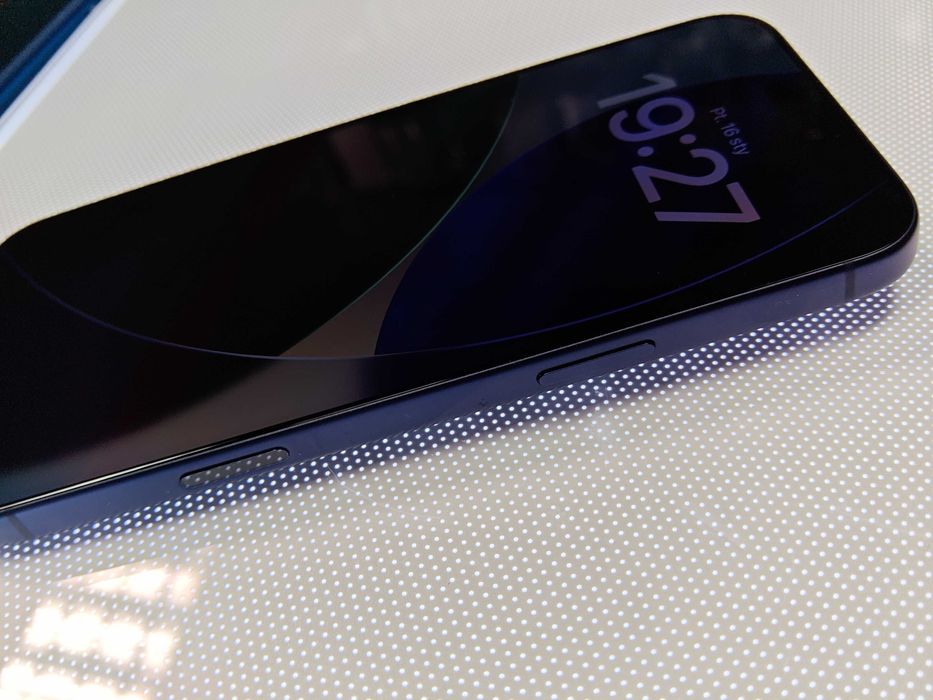 iPhone 17 Pro Max Deep Blue 512 GB Stan Idealny Kondycja Baterii 100%