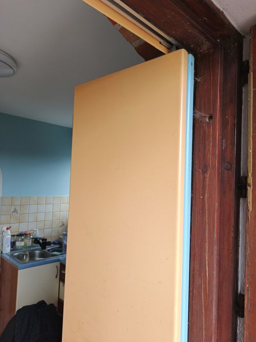 Drzwi łamane suwane