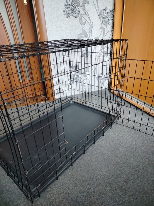 Металева клітка для транспортування тварин