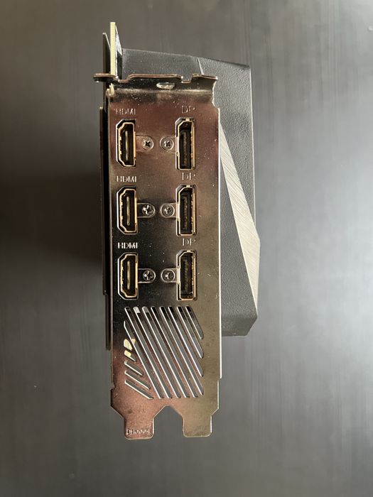 GIGABYTE RTX 3070 AORUS master 8GB | Ekran LCD |