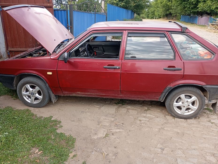 Продам ВАЗ 21093