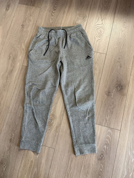 Спортивні штани Adidas розмір S