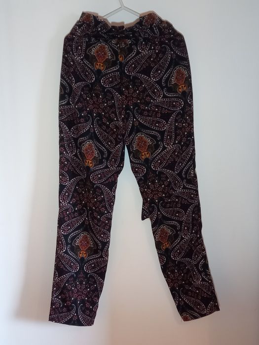 Calças padrão cornucopia