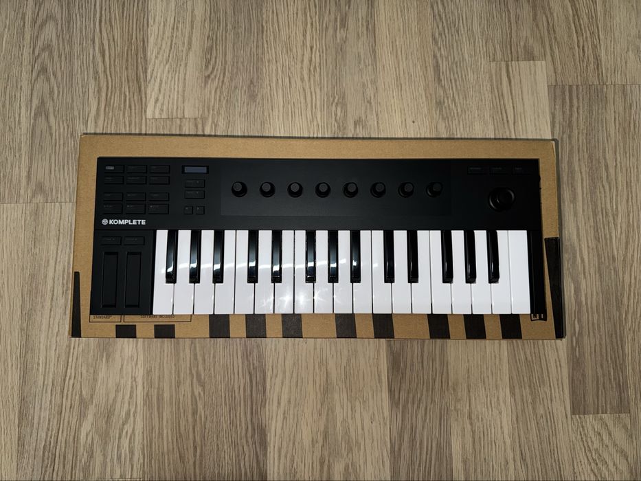 Native Instruments Komplete Kontrol M32