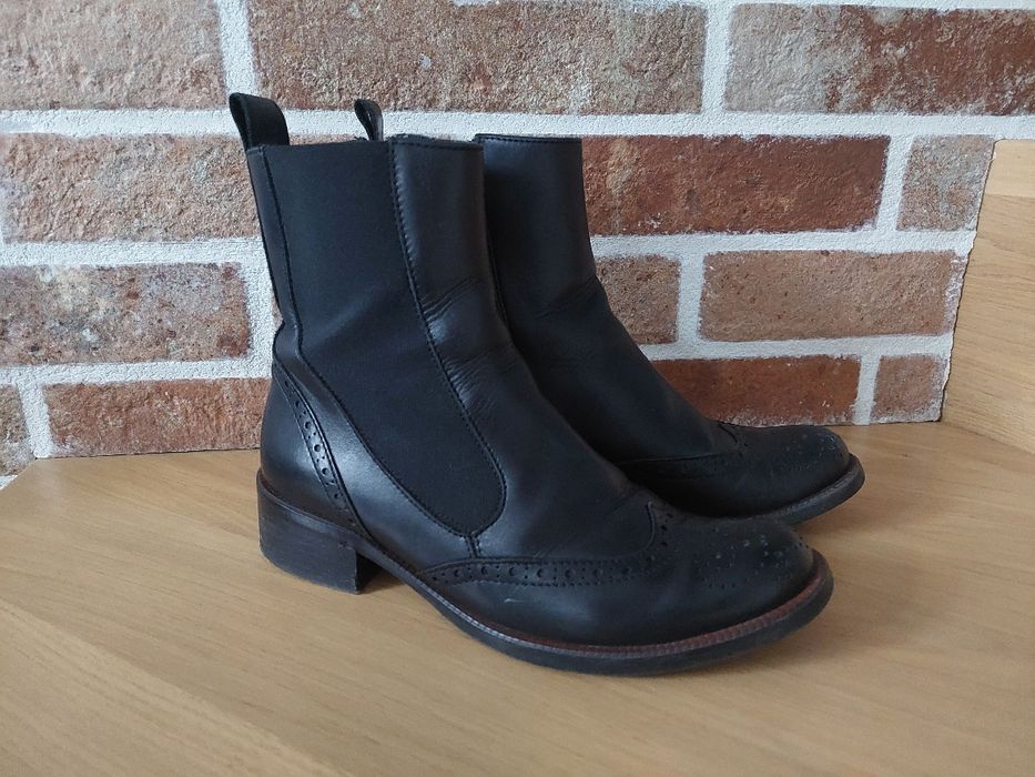 SOLO FEMME skórzane sztyblety rozm. 36