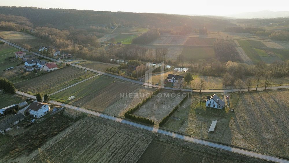 Działka budowlana -Sieklówka-20ar
