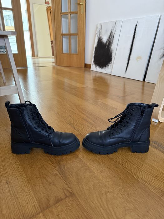 Botas de couro pretas Aldo