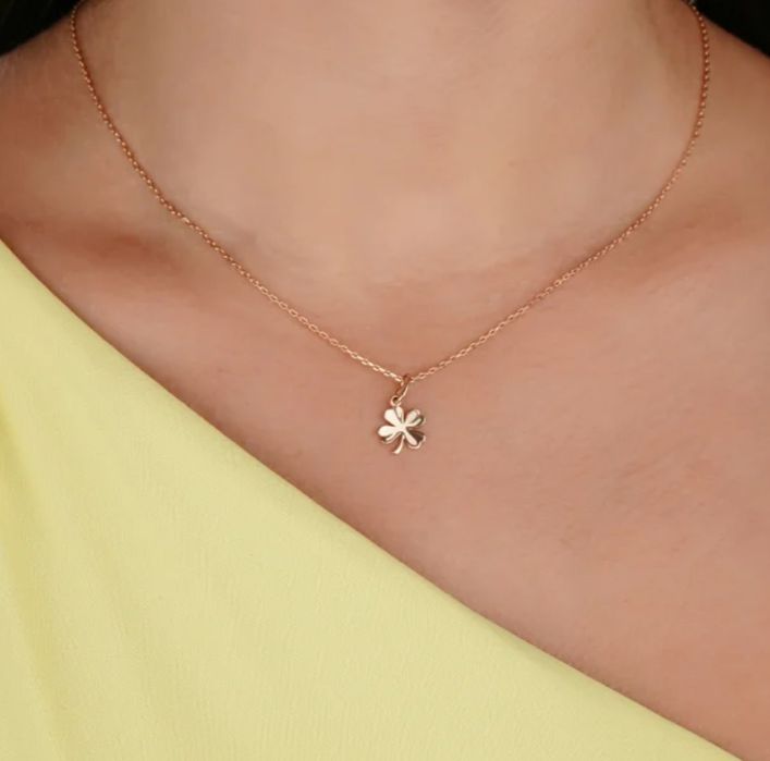 ЗНИЖКА ДО КІНЦЯ ТИЖНЯ!Неймовірний золотий підвіс"Конюшина"