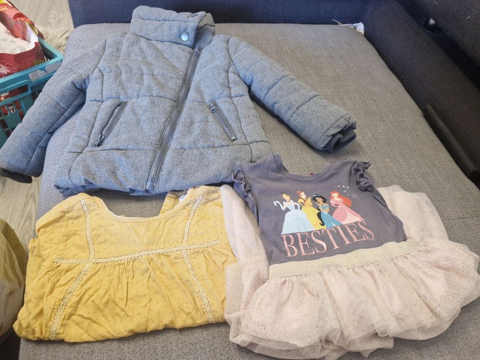Saco com roupa de menina 3/4 anos