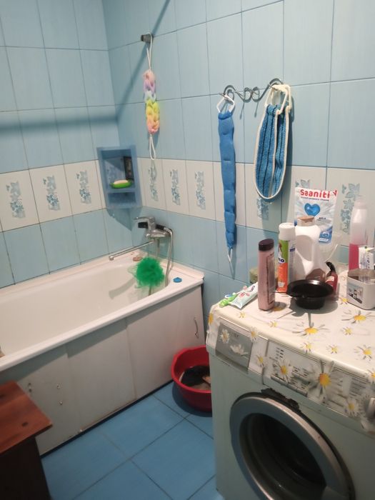 Продам 2кімнати  на спільній кухні