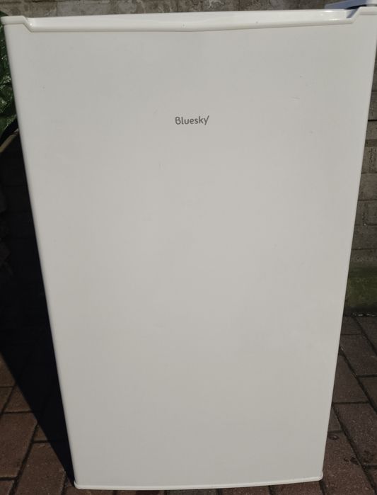 Lodówka mała 82cm | Transport