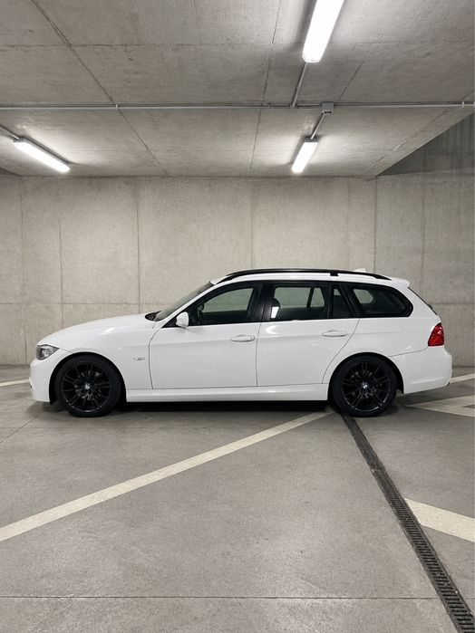 BMW e91 320d.
