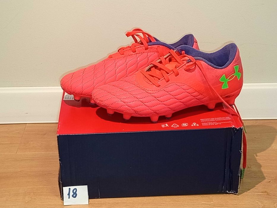 Under Armour Magnetico Select 3.0 rozm. 38,5 [18] Korki