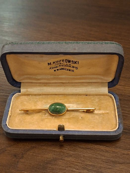 Zabytkowa złota 14K (583) BROSZKA Z NEFRYTEM