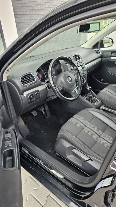 Продам Volkswagen Golf VI,  1.6 tdi, MATCH