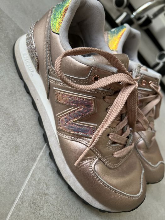 Buty New Balance 574 złote gold