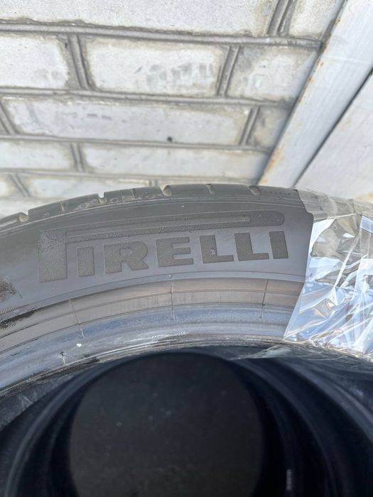 Goauto Pirelli Pzero Elect 235/45 R20 21/24 рік 4,2мм комплект місто Київ