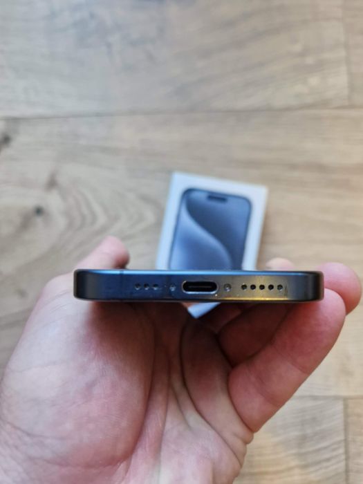 Iphone 15 pro. Bateria 90%. Jak nowy!