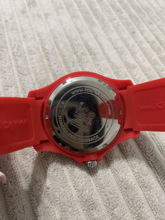 Zegarek ice watch czerwony