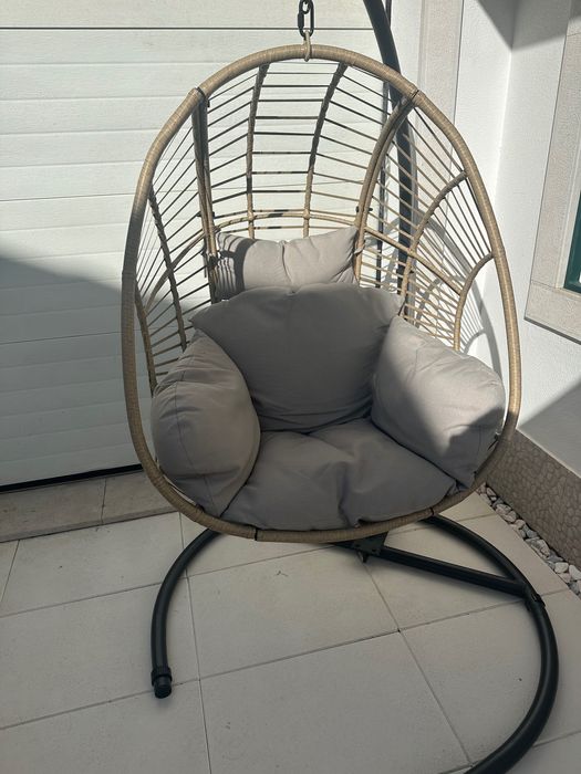 Cadeirão baloiço jardim
