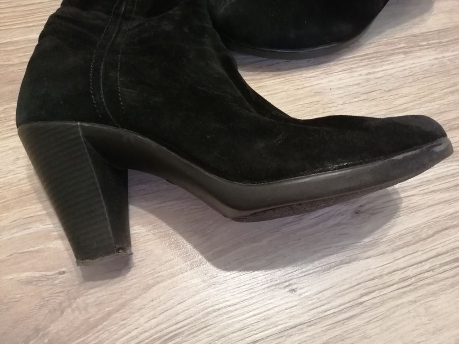 Сапожки, без дефектів, стан 4 із 5.всі питання в пп