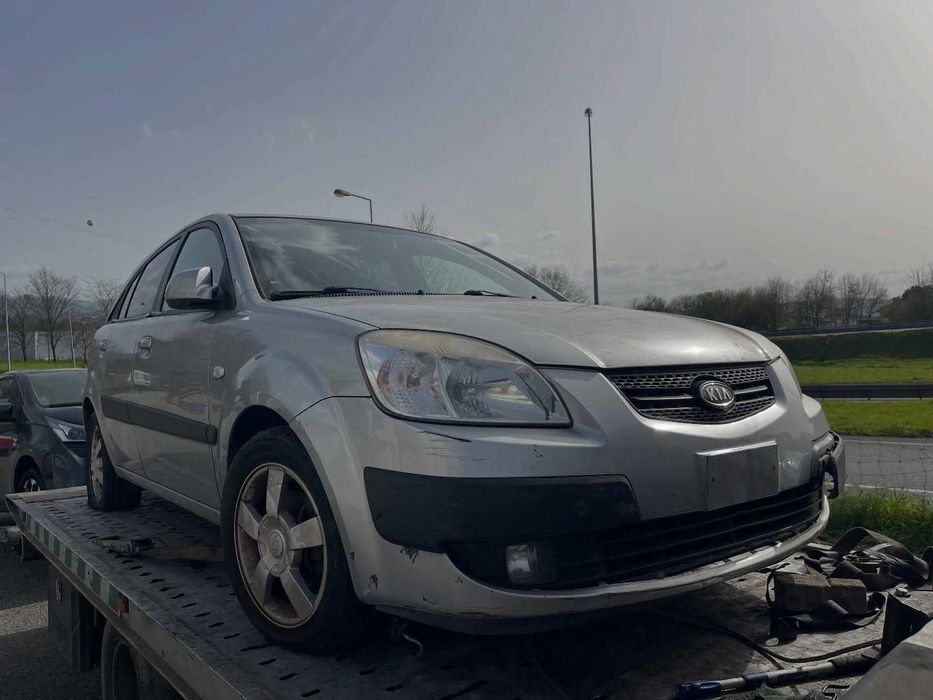 Kia Rio 2010 para peças