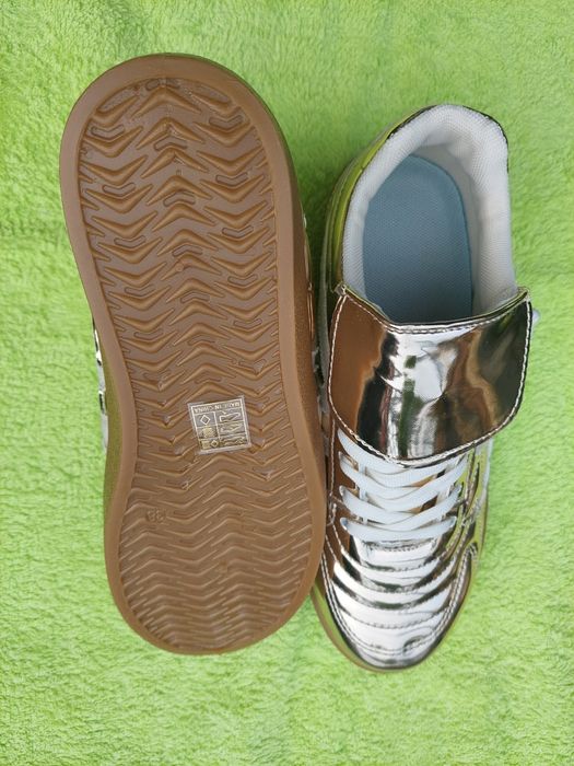 Sneakersy damskie z błyskiem