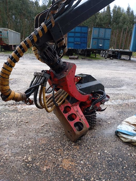 Processadora de corte florestal John Deere 1070D