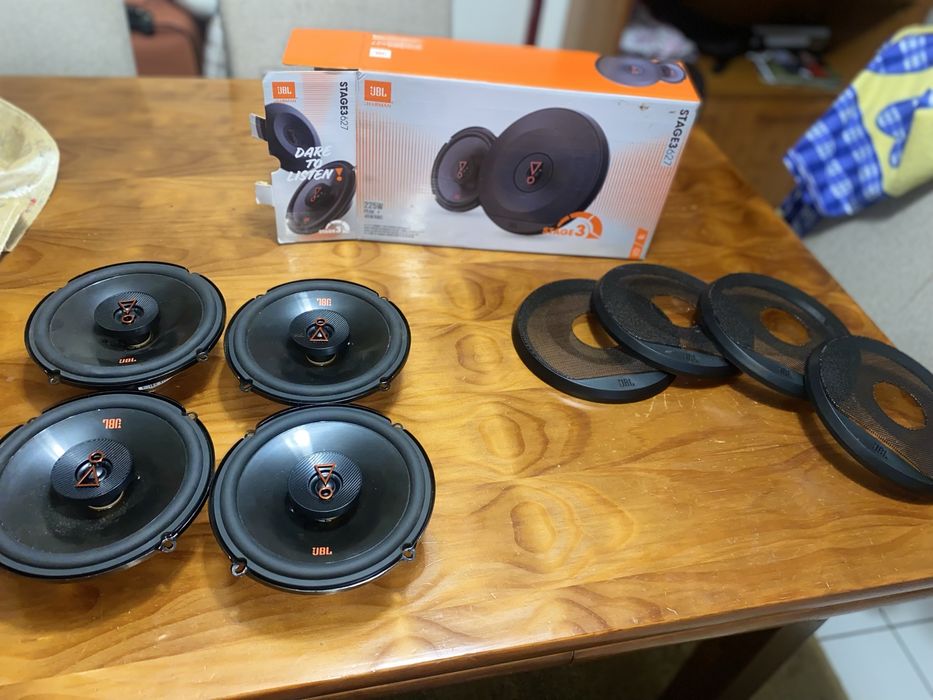 4 Colunas JBL Stage 3 627 – 6.5” – 225W – Excelente estado